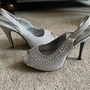 Silver Jeweled 4" Slingback Heels Size 9